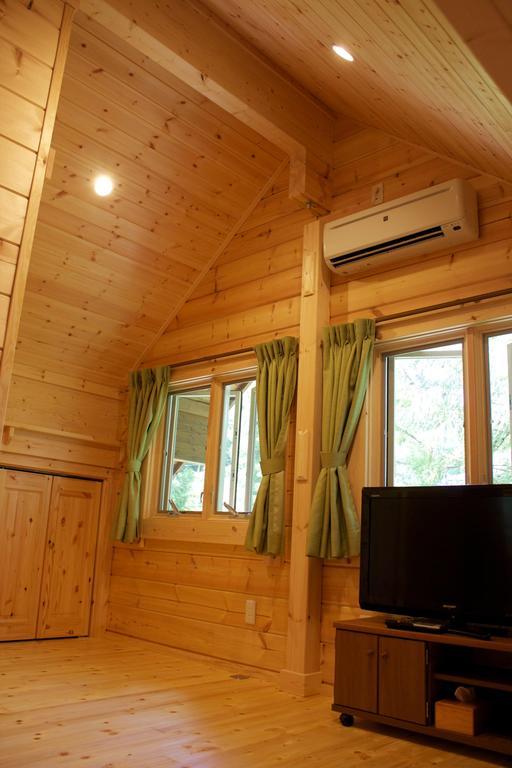 Hakubagoryu Pension&Logcottage Arumu Экстерьер фото