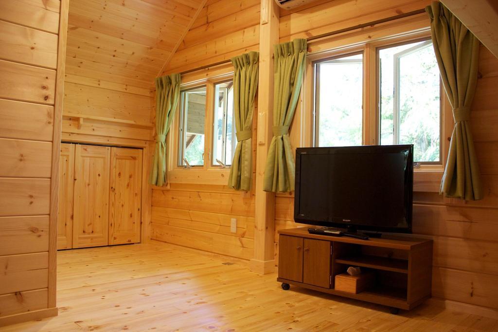 Hakubagoryu Pension&Logcottage Arumu Экстерьер фото